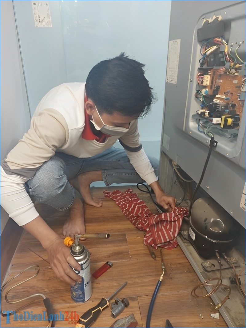 Sửa Tủ Lạnh Hàng Đường Tận Nơi Chuyên Nghiệp ThoDienLanh24h – Cam Kết Khắc Phục Mọi Hư Hỏng Nhanh Chóng