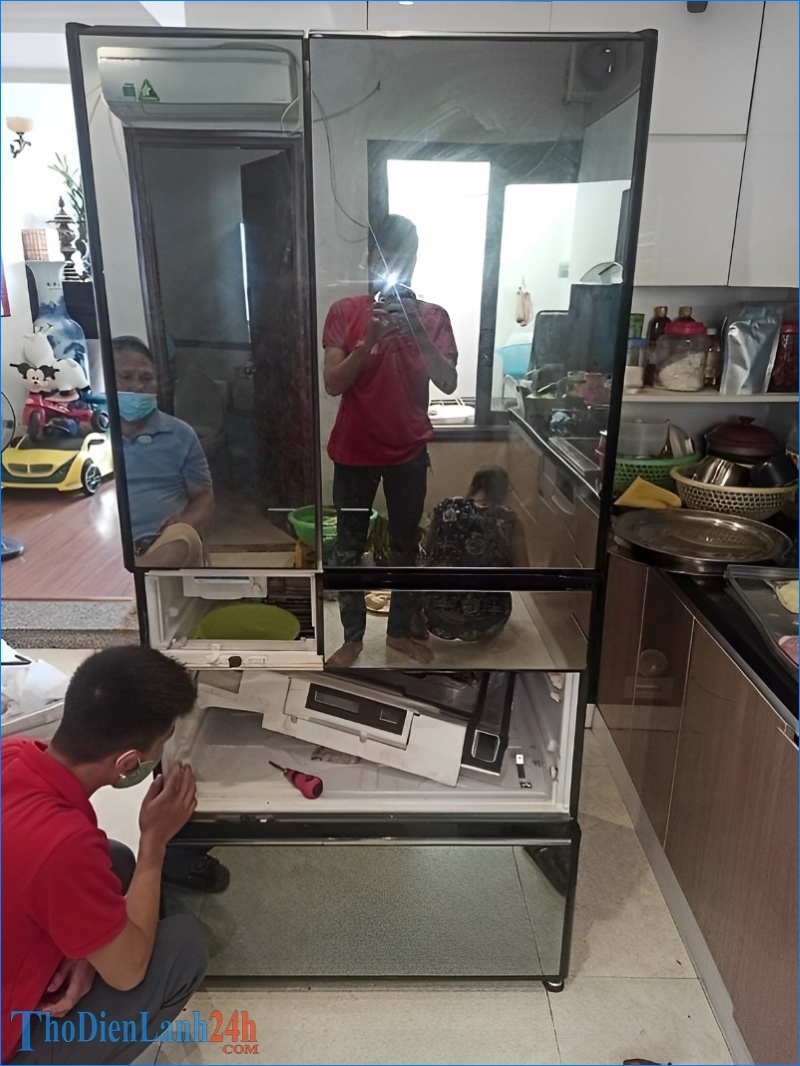 Sửa Tủ Lạnh Hàng Lược Chuyên Nghiệp Tận Nơi Đáng Tin Cậy Từ ThoDienLanh24h