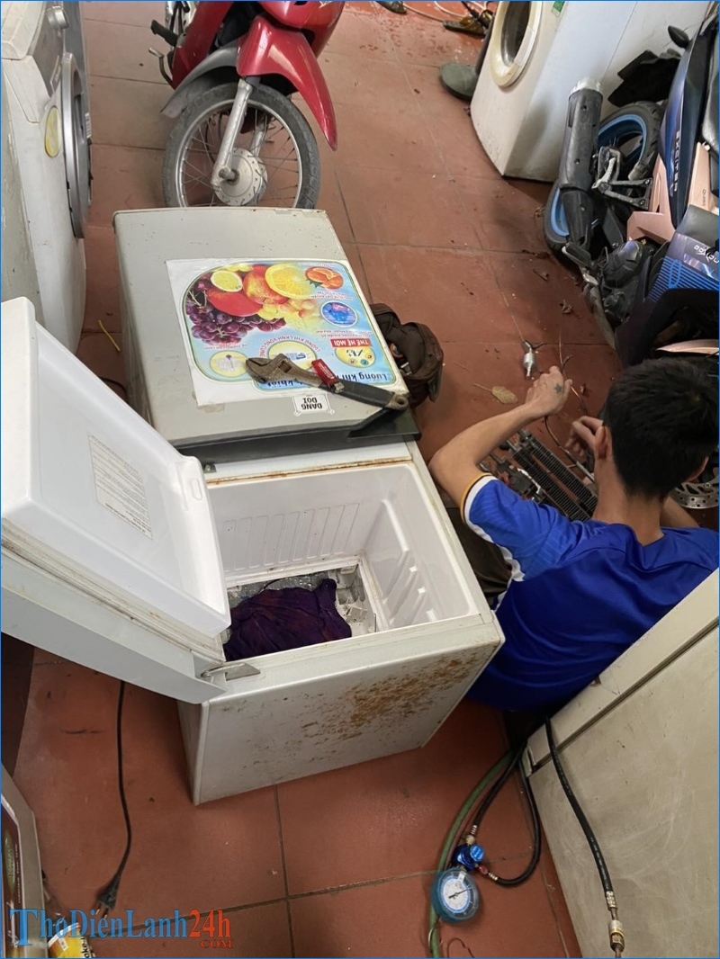 Sửa tủ lạnh Hàng Bài tận nơi chuyên nghiệp khắc phục sự cố nhanh chóng tại nhà